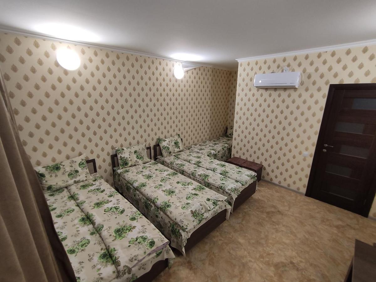 Karavan Hotel Bila Krynytsya  Exterior foto