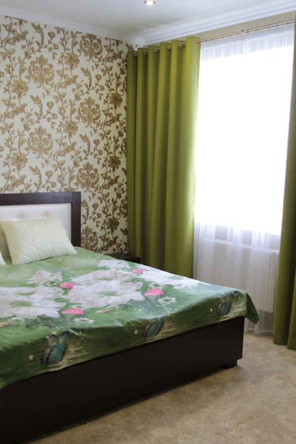Karavan Hotel Bila Krynytsya  Exterior foto